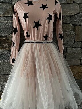 nununu Pink Long-Sleeve Star Print Dress with White Tulle Skirt